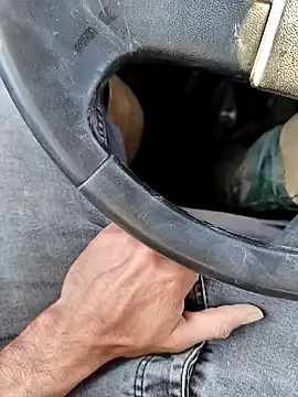 murokkk31 online show from April 13, 2026, 2:32 pm