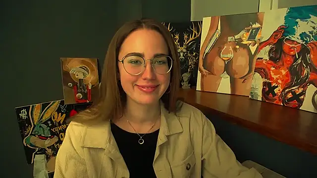 luxie milady online show from April 14, 2026, 1:16 pm