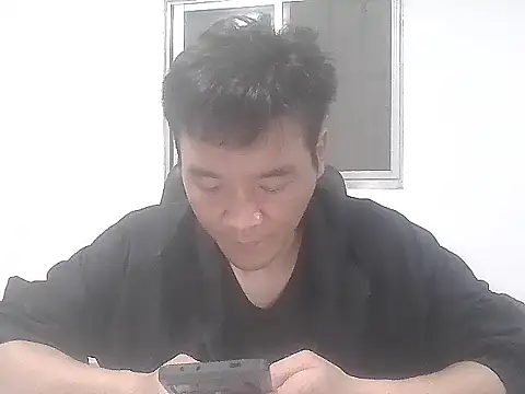 Snapshot of kisstoyousoon2024 chatting on November 11, 2025, 6:36 pm kisstoyousoon2024 online show from November 11, 2025, 6:36 pm