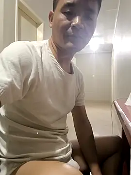 Snapshot of kisstoyousoon2024 chatting on October 1, 2025, 6:23 pm kisstoyousoon2024 online show from October 1, 2025, 6:23 pm