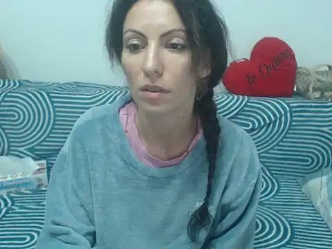 Emmatoo online show from May 16, 2026, 12:09 am