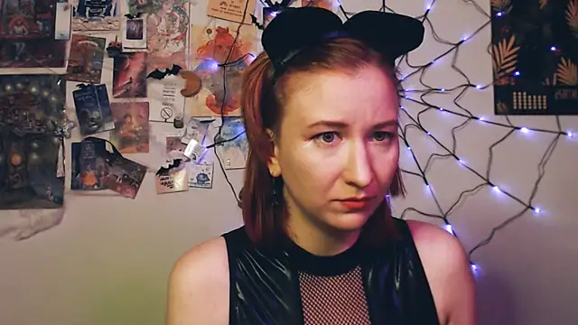 Snapshot of licentia__poetica chatting on November 1, 2025, 10:58 pm licentia  poetica online show from November 1, 2025, 10:58 pm