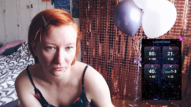 Snapshot of licentia__poetica chatting on February 22, 2025, 10:40 am licentia  poetica online show from February 22, 2025, 10:40 am