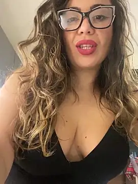 EvaLoReCouple online show from January 10, 2025, 4:09 pm