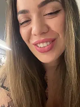 EvaLoReCouple online show from January 4, 2025, 10:13 pm