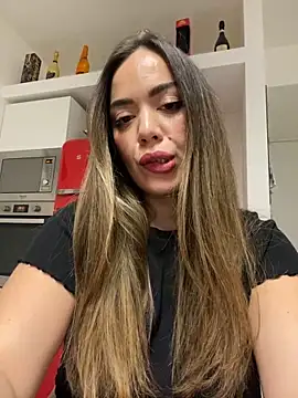 EvaLoReCouple online show from December 20, 2024, 9:17 pm