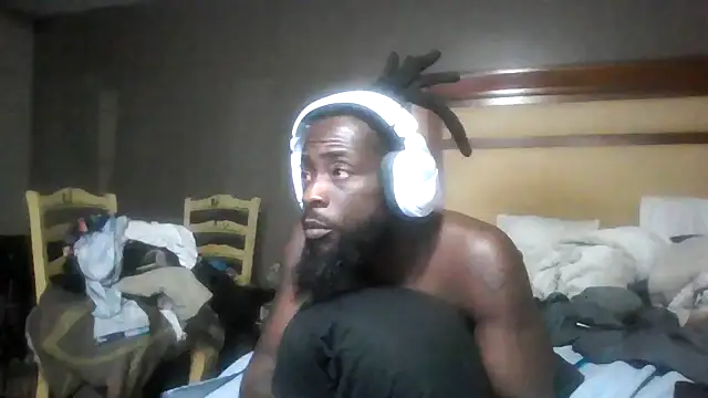 Snapshot of Mrbbc803 chatting on October 7, 2025, 9:32 am Mrbbc803 online show from October 7, 2025, 9:32 am