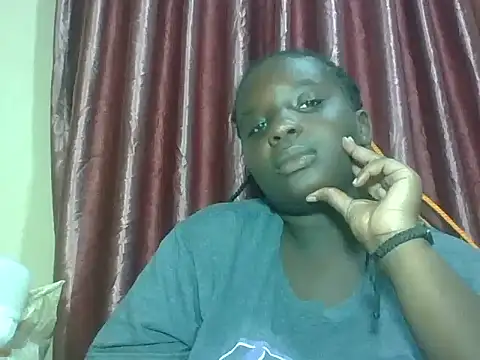 hotebbbyy online show from December 5, 2025, 5:00 pm