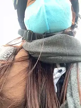 Hellen 111 online show from December 3, 2025, 3:07 am