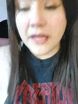 Snapshot of ItsNaiixa chatting on November 7, 2025, 11:19 pm ItsNaiixa online show from November 7, 2025, 11:19 pm