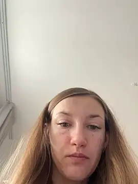 KateRedgar online show from March 25, 2026, 8:46 am