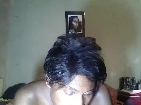Snapshot of Moorella1 chatting on March 18, 2025, 3:22 pm Moorella1 online show from March 18, 2025, 3:22 pm