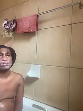 Snapshot of Moorella1 chatting on November 26, 2025, 12:27 pm Moorella1 online show from November 26, 2025, 12:27 pm