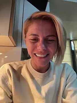 tanyagrey online show from October 27, 2025, 6:47 am