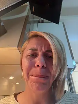 tanyagrey online show from January 14, 2026, 7:01 am