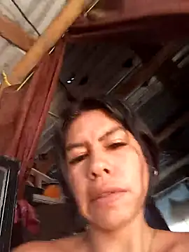 Snapshot of Alanagracia chatting on November 2, 2025, 4:45 pm Alanagracia online show from November 2, 2025, 4:45 pm