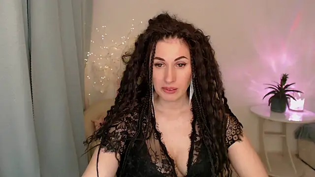 Snapshot of MaryMalory11 chatting on February 17, 2025, 6:39 pm MaryMalory11 online show from February 17, 2025, 6:39 pm