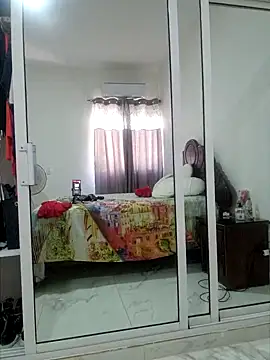 lamorbosa37 online show from March 22, 2025, 5:20 pm