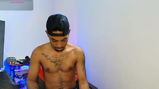 Snapshot of colinbrown chatting on November 8, 2025, 12:09 pm colinbrown online show from November 8, 2025, 12:09 pm