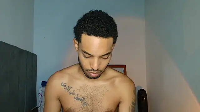 Snapshot of colinbrown chatting on November 28, 2025, 11:43 am colinbrown online show from November 28, 2025, 11:43 am