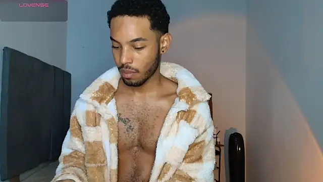 Snapshot of colinbrown chatting on December 1, 2025, 11:33 am colinbrown online show from December 1, 2025, 11:33 am