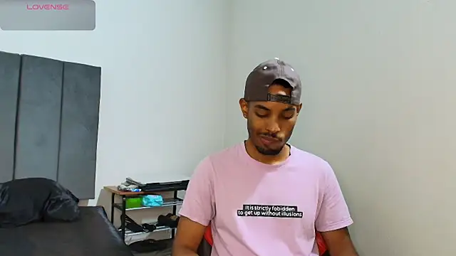 Snapshot of colinbrown chatting on November 5, 2025, 5:16 pm colinbrown online show from November 5, 2025, 5:16 pm