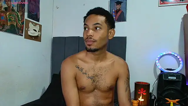 Snapshot of colinbrown chatting on October 27, 2025, 9:43 am colinbrown online show from October 27, 2025, 9:43 am