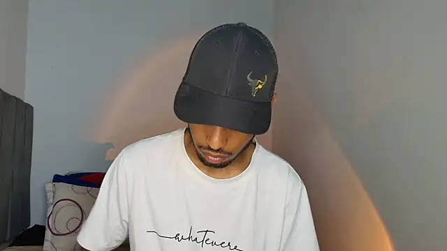 Snapshot of colinbrown chatting on November 26, 2025, 11:21 am colinbrown online show from November 26, 2025, 11:21 am