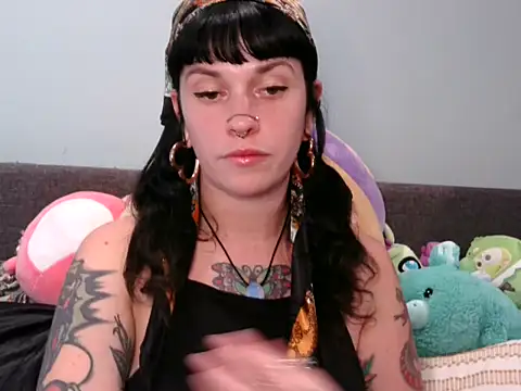 Marcelinegoddess online show from October 28, 2025, 3:44 pm