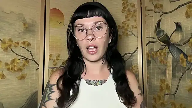 Snapshot of Marcelinegoddess chatting on July 11, 2026, 4:24 am Marcelinegoddess online show from July 11, 2026, 4:24 am