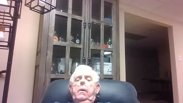 bootlegmanz online show from March 15, 2026, 4:36 pm