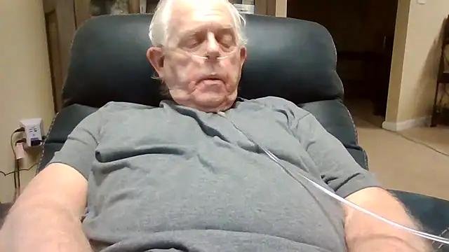 bootlegmanz online show from April 16, 2026, 9:39 pm