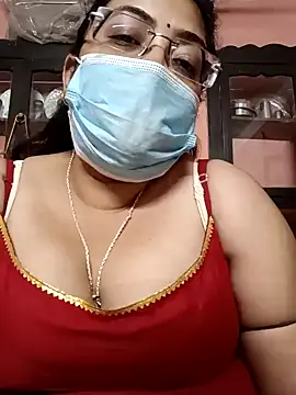 Snapshot of LAVERNIYA_ chatting on February 13, 2025, 3:14 pm LAVERNIYA  online show from February 13, 2025, 3:14 pm