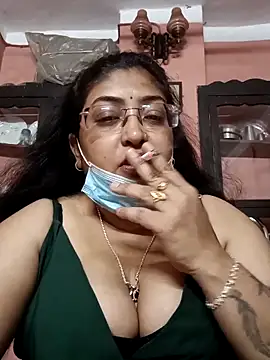 Snapshot of LAVERNIYA_ chatting on March 11, 2025, 1:01 pm LAVERNIYA  online show from March 11, 2025, 1:01 pm