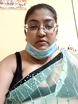 Snapshot of LAVERNIYA_ chatting on March 2, 2025, 11:19 am LAVERNIYA  online show from March 2, 2025, 11:19 am