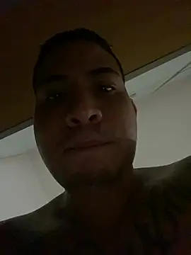 Snapshot of Juanes432 chatting on February 13, 2026, 4:45 am Juanes432 online show from February 13, 2026, 4:45 am