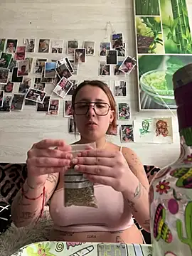 Hawitxui online show from May 26, 2026, 8:12 am