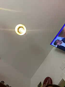 Hawitxui online show from May 28, 2026, 8:11 am