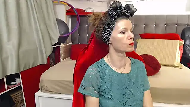 kellyterapy online show from November 3, 2025, 10:02 pm