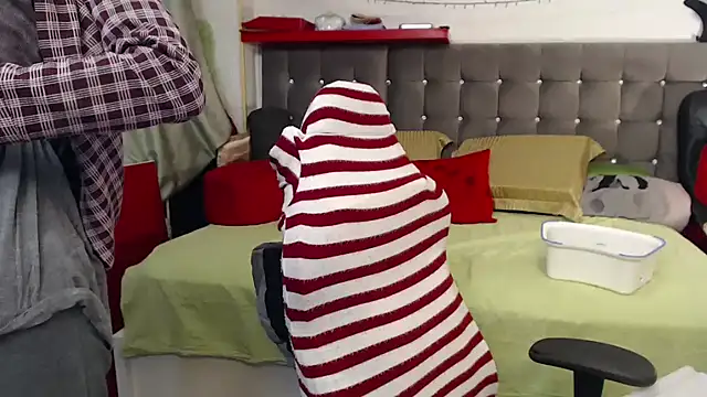 kellyterapy online show from November 24, 2025, 9:48 pm