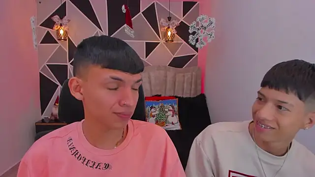 Snapshot of Juan_Nd_Steven chatting on December 4, 2025, 4:11 am Juan Nd Steven online show from December 4, 2025, 4:11 am