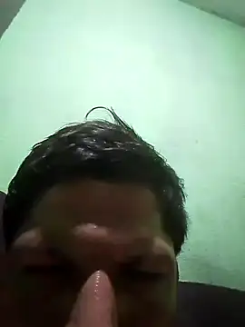 Snapshot of Alonsomadeira chatting on September 24, 2025, 3:51 pm Alonsomadeira online show from September 24, 2025, 3:51 pm