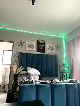 Dime-   online show from November 1, 2025, 7:13 am