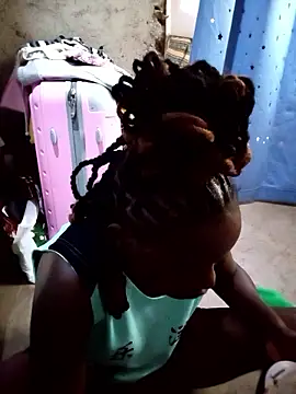 pretty prickle online show from January 14, 2026, 8:40 am