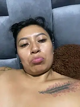 Snapshot of luisa16xxx chatting on January 31, 2025, 12:50 am luisa16xxx online show from January 31, 2025, 12:50 am