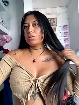 Snapshot of luisa16xxx chatting on October 12, 2025, 7:15 pm luisa16xxx online show from October 12, 2025, 7:15 pm