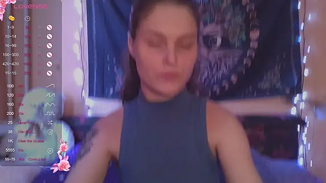 Snapshot of Jenna_Sativa chatting on March 16, 2025, 1:27 pm Jenna Sativa online show from March 16, 2025, 1:27 pm