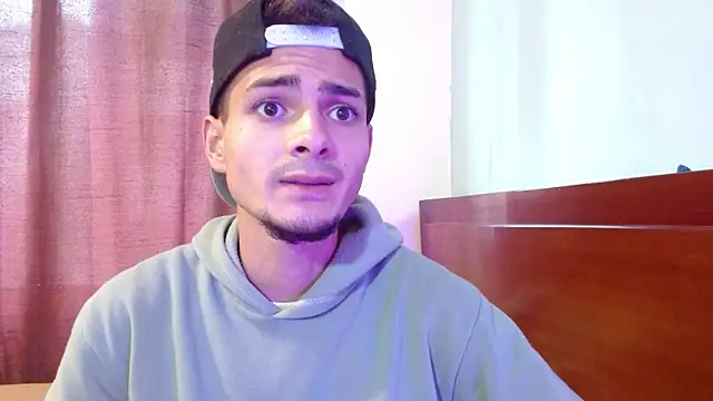 Snapshot of Jeffstyle18 chatting on February 25, 2026, 5:13 pm Jeffstyle18 online show from February 25, 2026, 5:13 pm