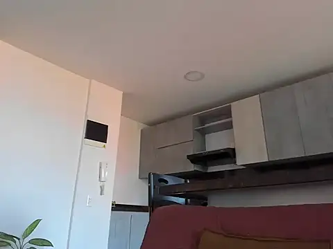 Alexander Martines online show from October 31, 2025, 9:11 pm