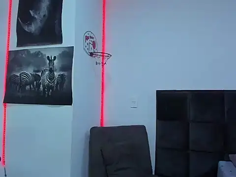 Alexander Martines online show from October 23, 2025, 11:03 pm